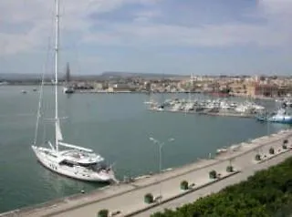 Ortigia Camere Con Vista Da Giulio B&B Syracuse 3*,  Italië