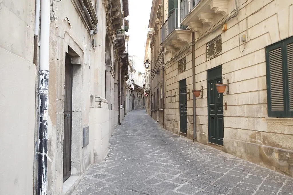 Ortigia Camere Con Vista Da Giulio B&B Syracuse 3*,